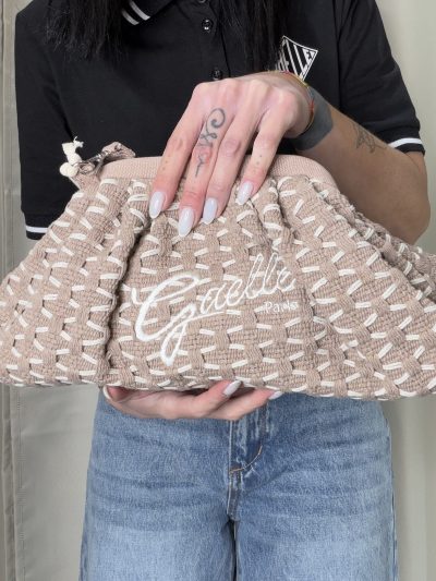 Gaelle Paris - Maxi pochette ricamo firma - GAACW03185 - Beige