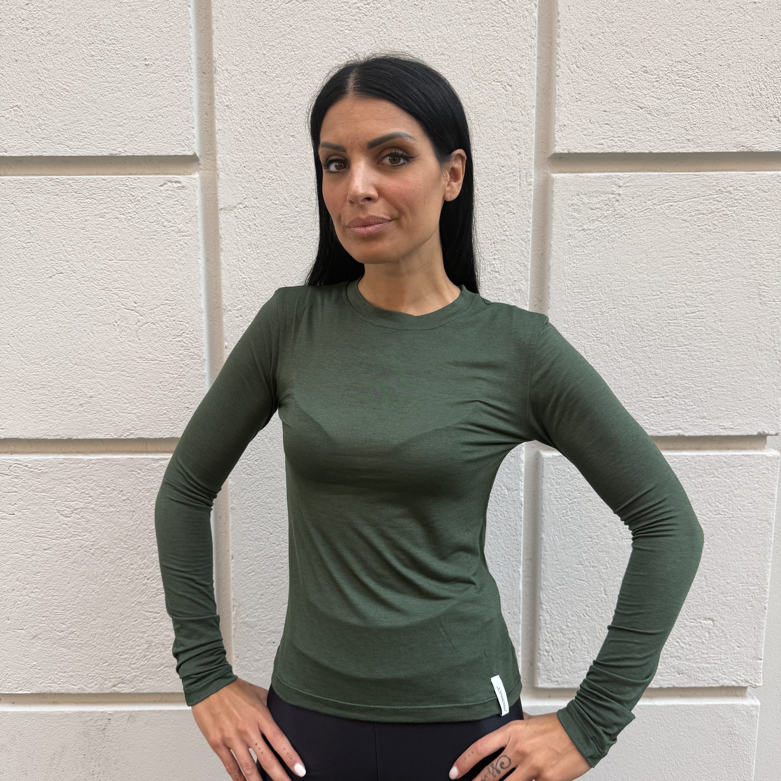 Hinnominate - Maglia paricollo in prima lana - HMABW03150 - Oliva