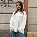 Kostumn1 - T-shirt over manica lunga con ricamo - KE2606 - Off white