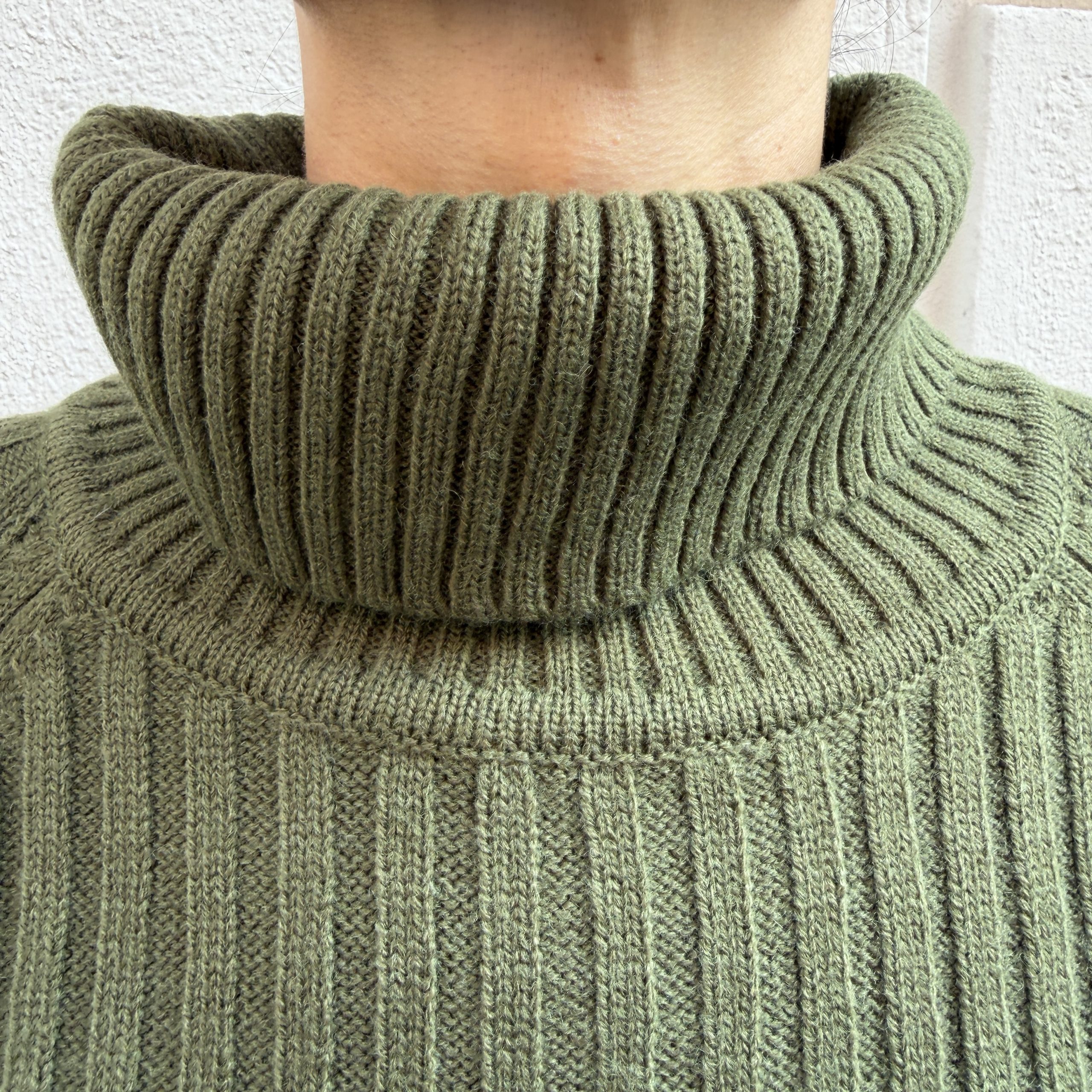Hinnominate - Maglia a coste dolcevita - HMABW03187 - Oliva - immagine 4