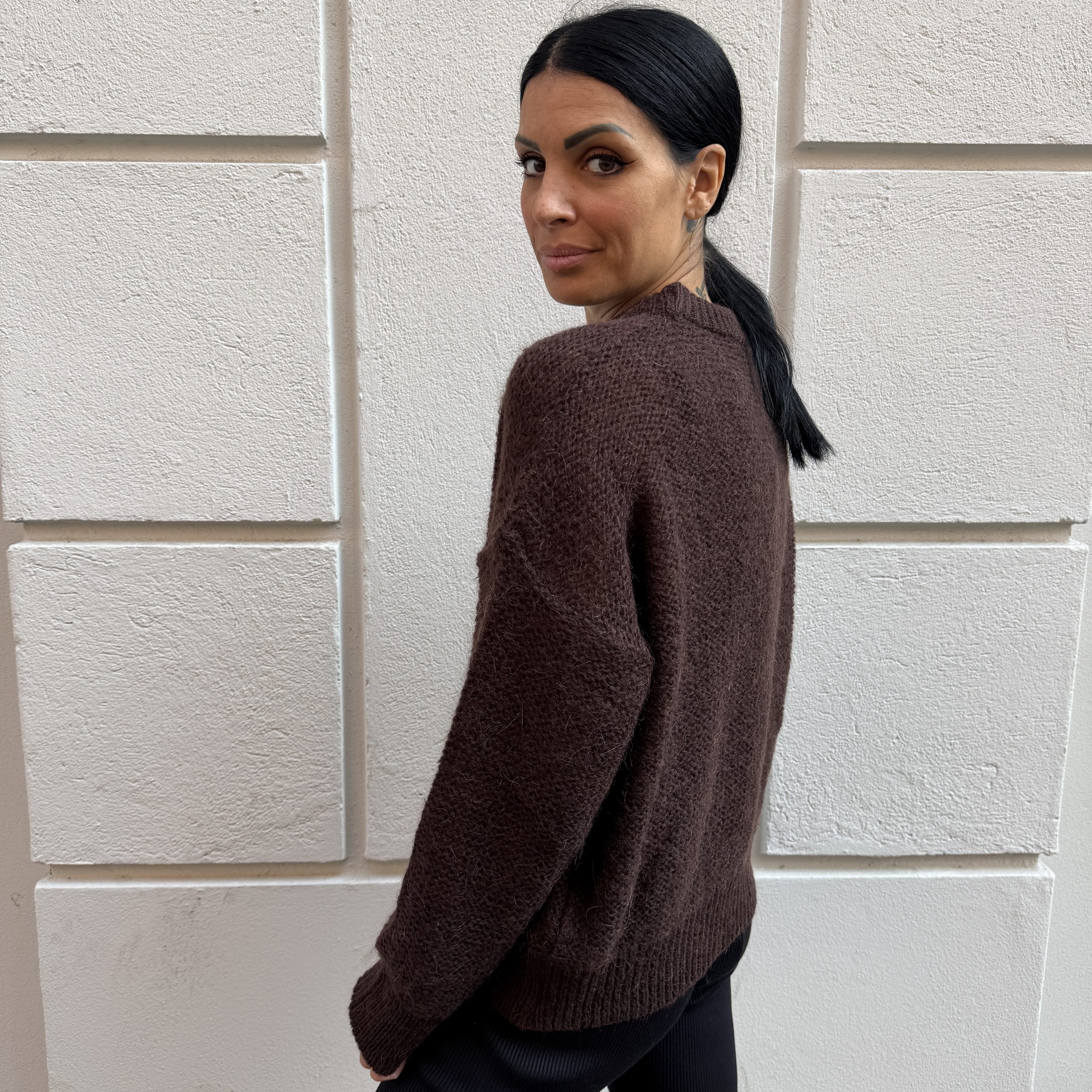 Hinnominate - Maglia girocollo in mohair - HMABW03019 - Caffè - immagine 2