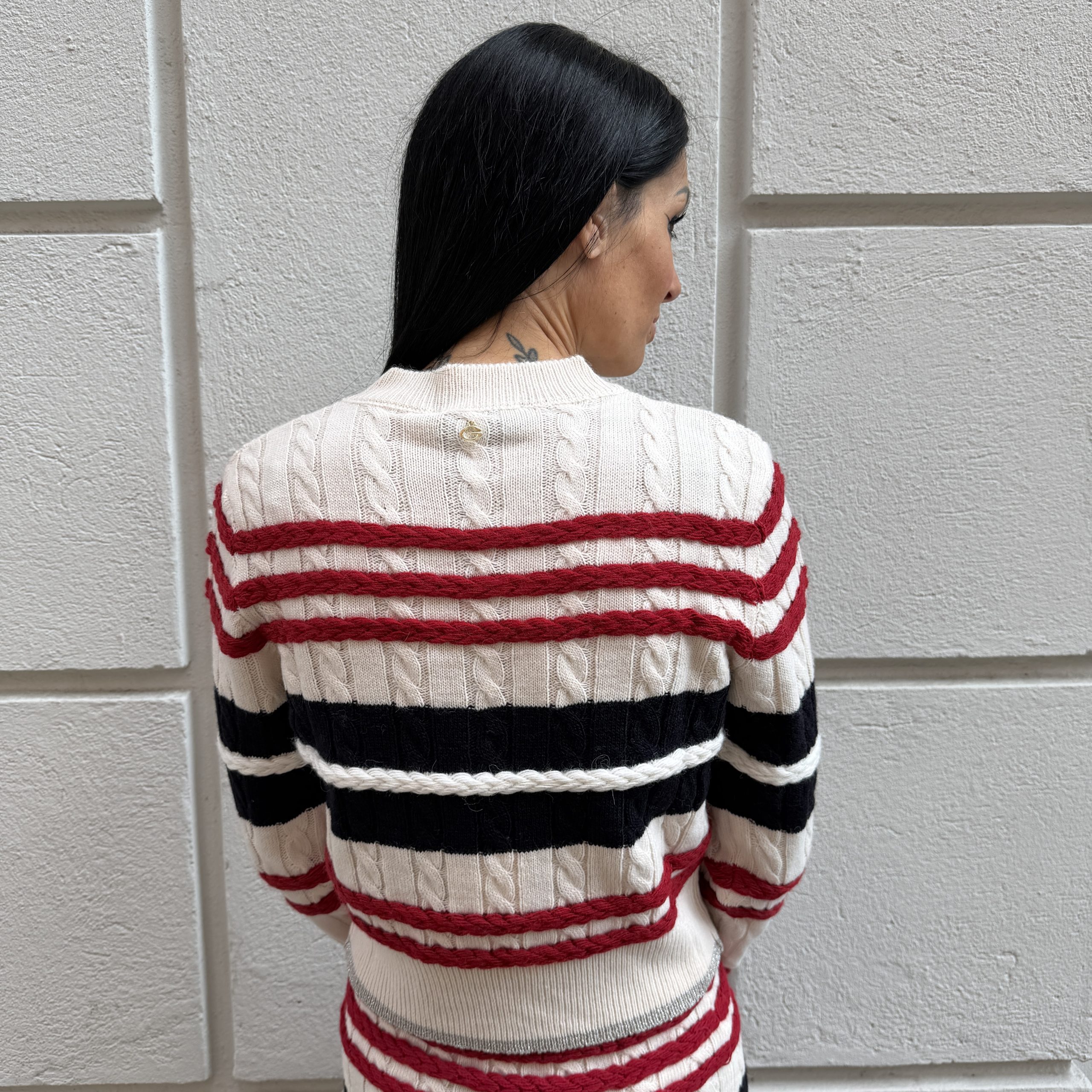 Gaelle Paris - Pullover con motivo a treccia e pendaglio sul retro - GAABW11437 - Crema - immagine 3