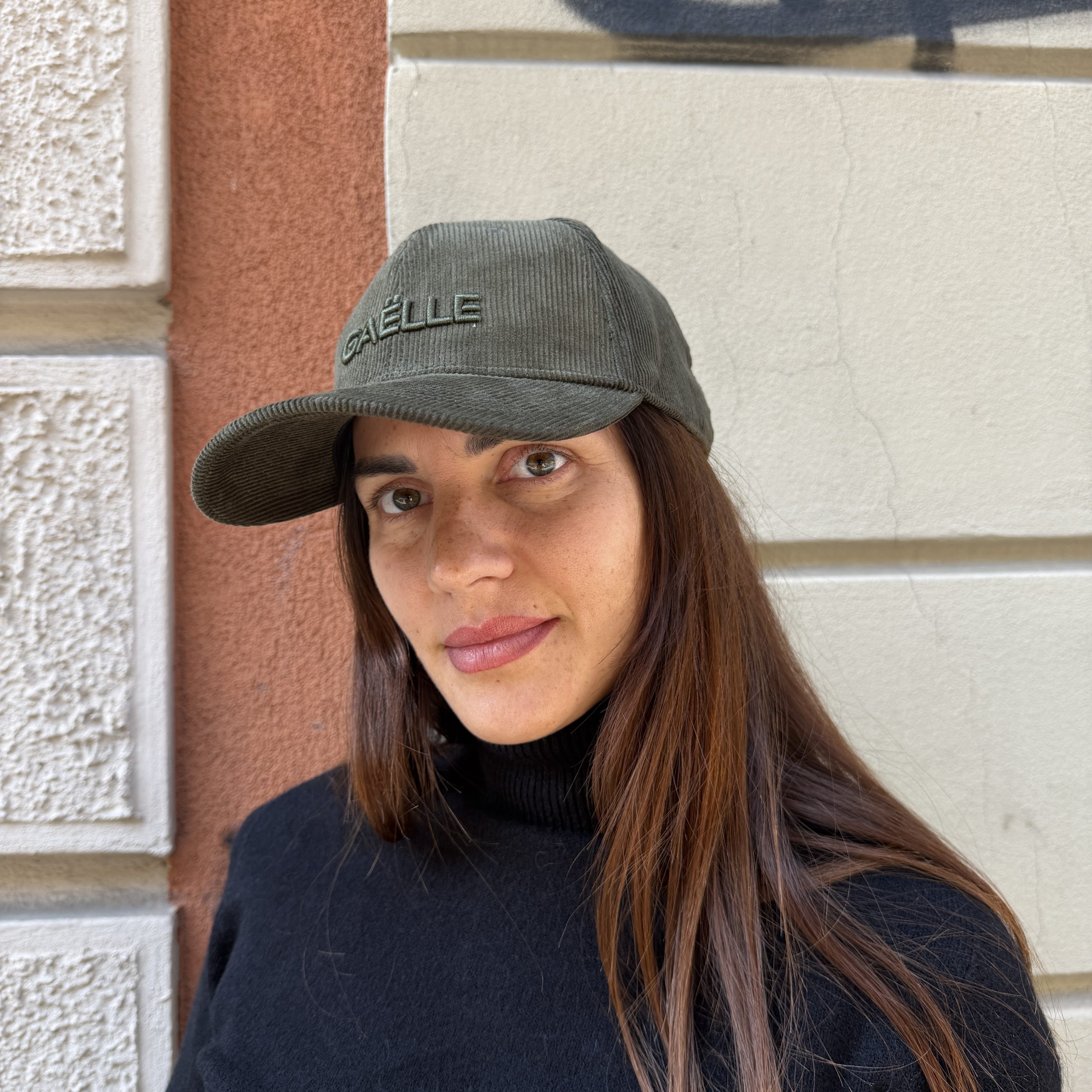 Gaelle Paris - Baseball velluto logo ricamo - GAACW03373 - Verde bosco