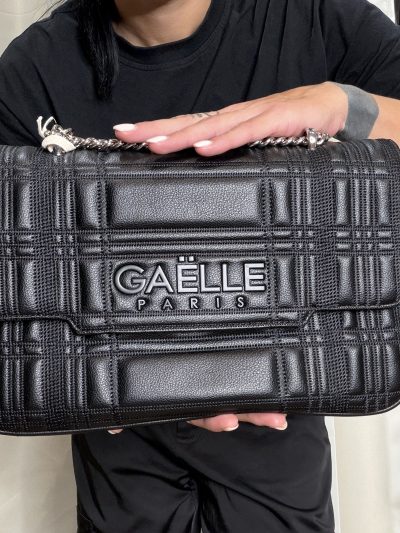 Gaelle Paris - Maxi shoulder strap metal logo - GAACW03249 - Nero