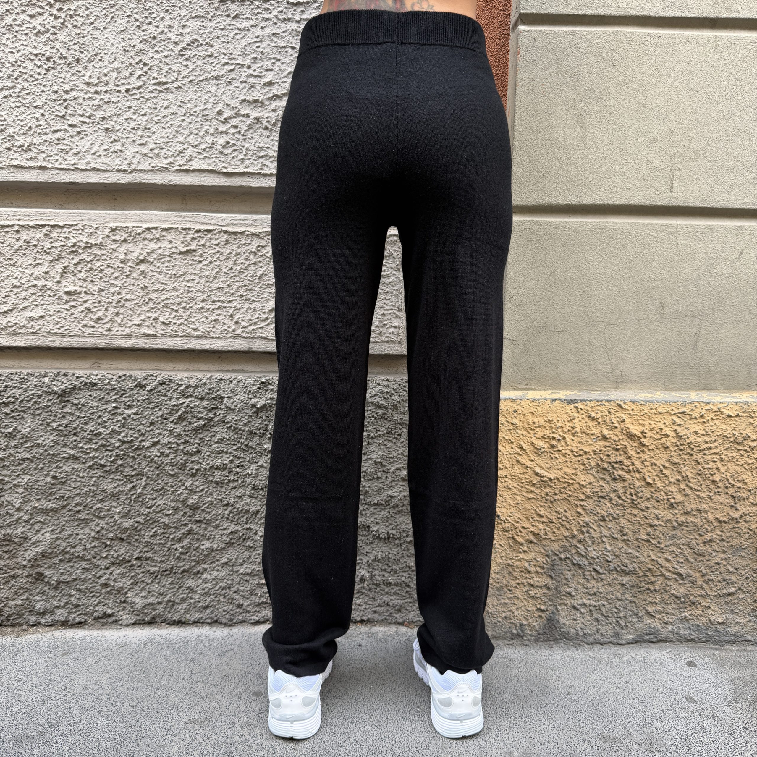 Hinnominate - Pantalone in maglia slim fit - HMABW03032 - Nero - immagine 3