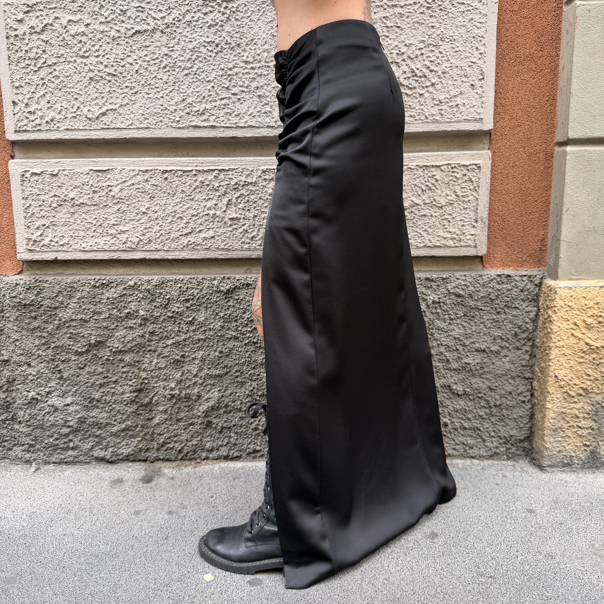 Gaelle Paris - Gonna lunga con spacco e arricciatura - GAABW11197 - Nero - immagine 2